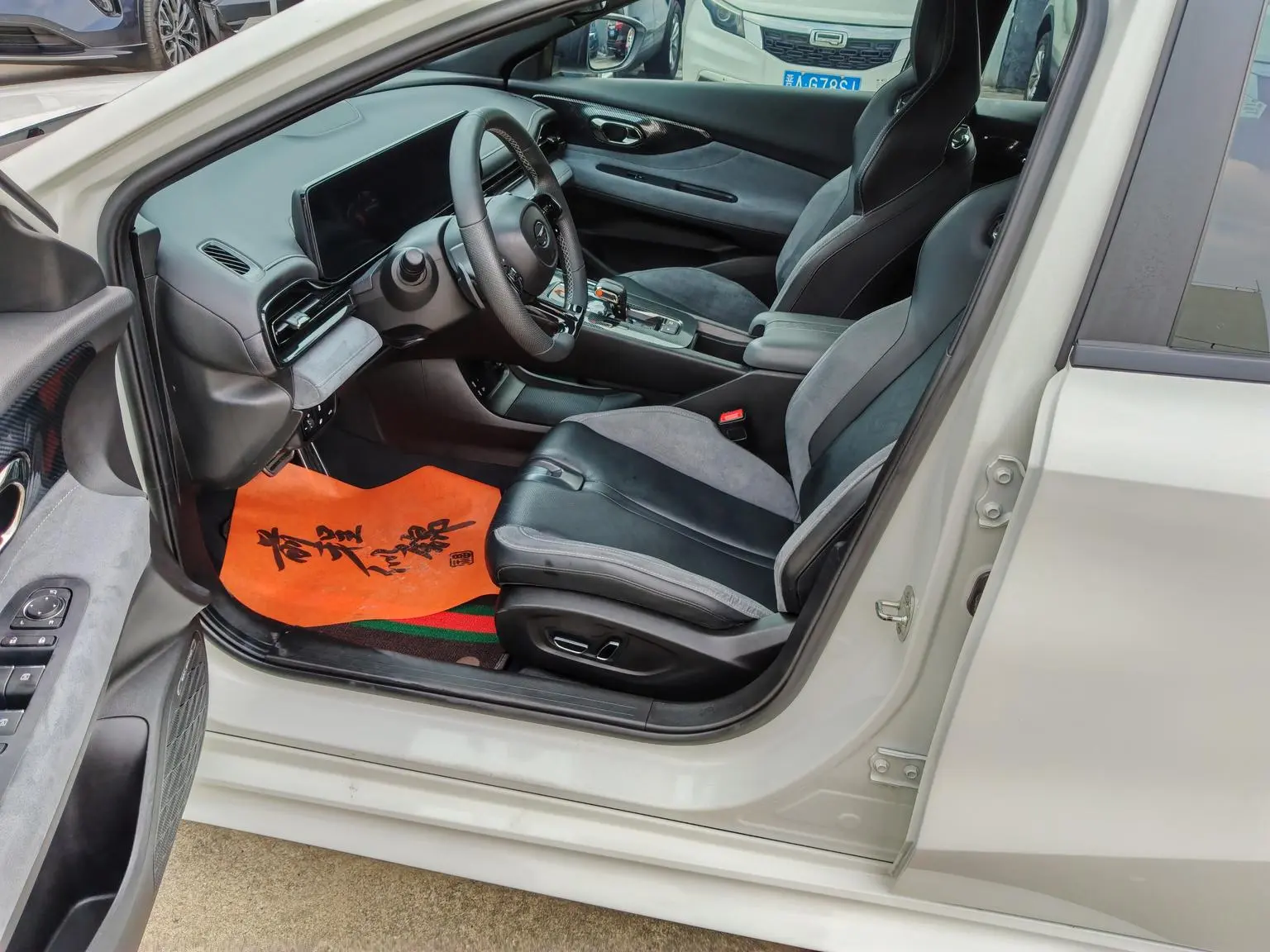 GAC Trumpchi Empow 2023 400T Auto R Pro