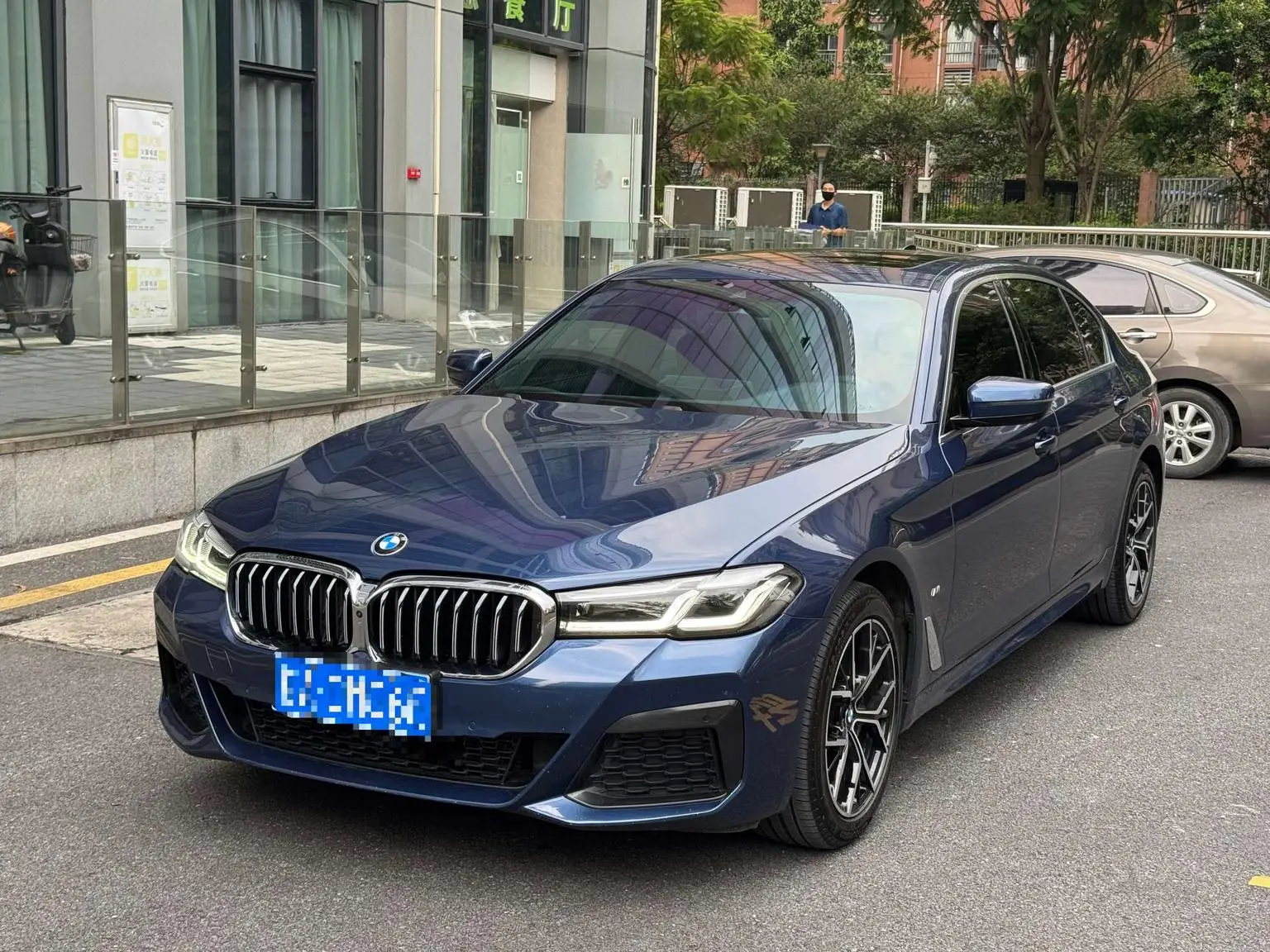 BMW 5 Series 2021 525Li M Sport Package