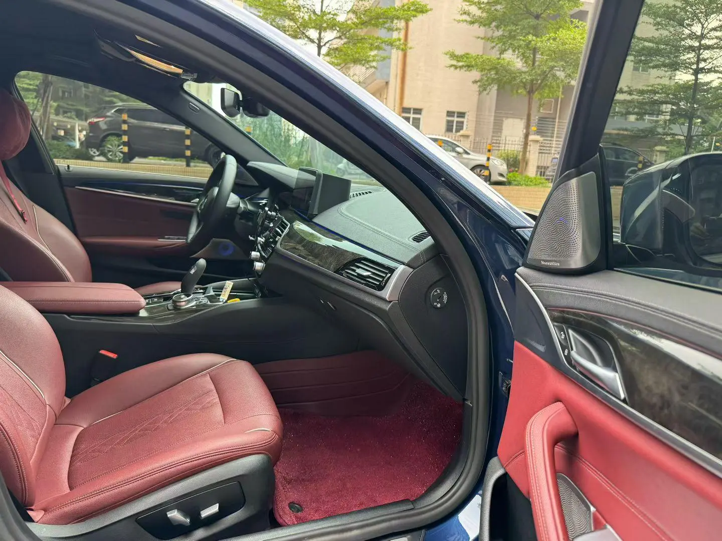 BMW 5 Series 2021 525Li M Sport Package