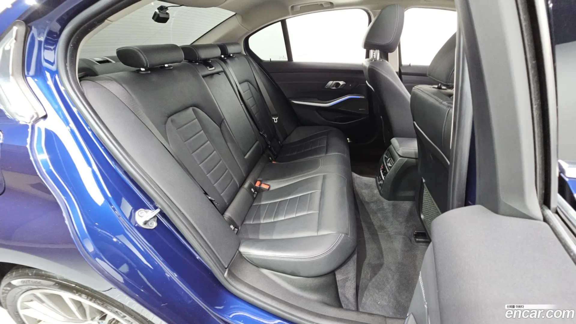 BMW 3-Series 330i Luxury 2016
