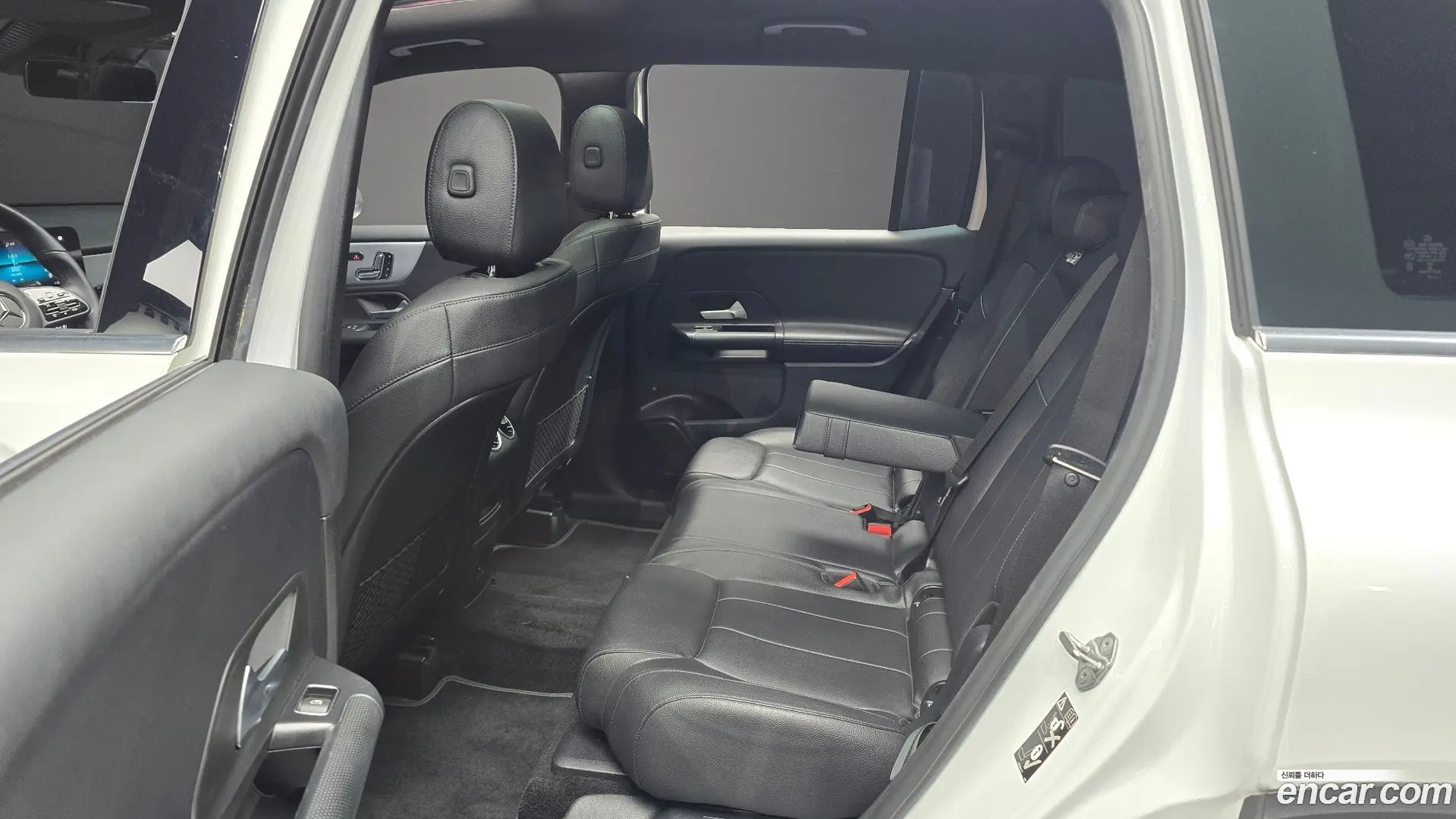 Mercedes-Benz GLB-Class GLB200 d 2021