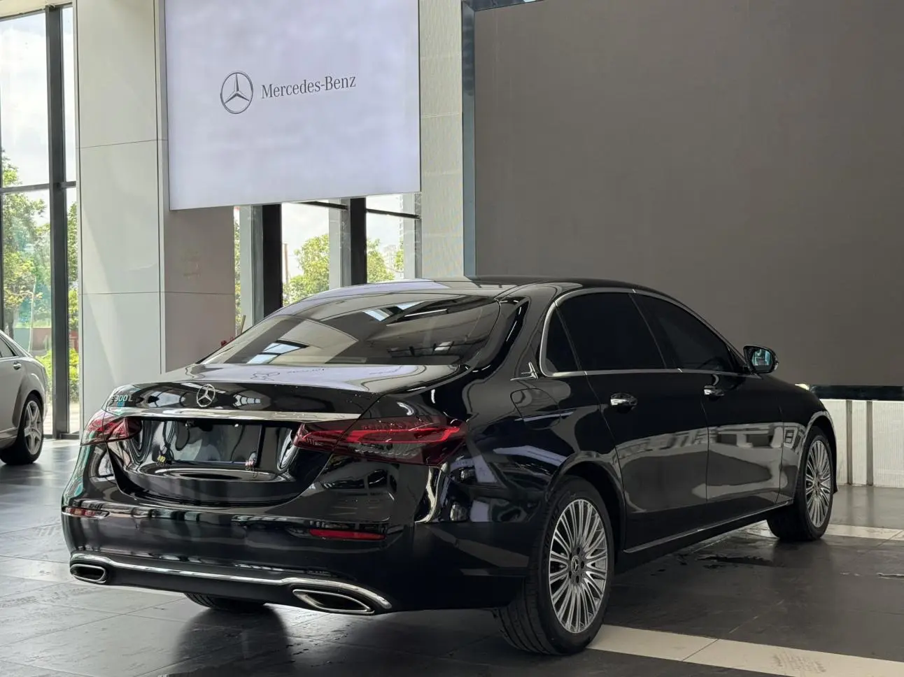 Mercedes-Benz E Class 2021 E 300 L Premium Sedan