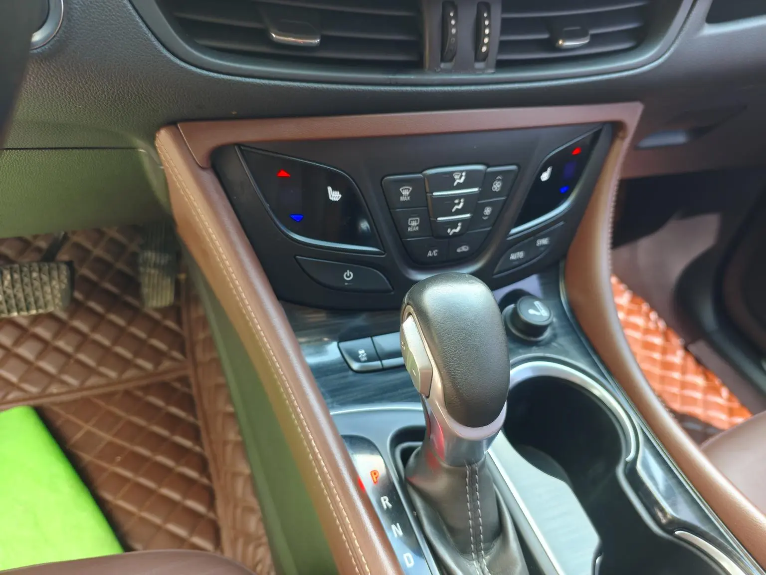 Buick Envision 2018 28T 4WD Elite
