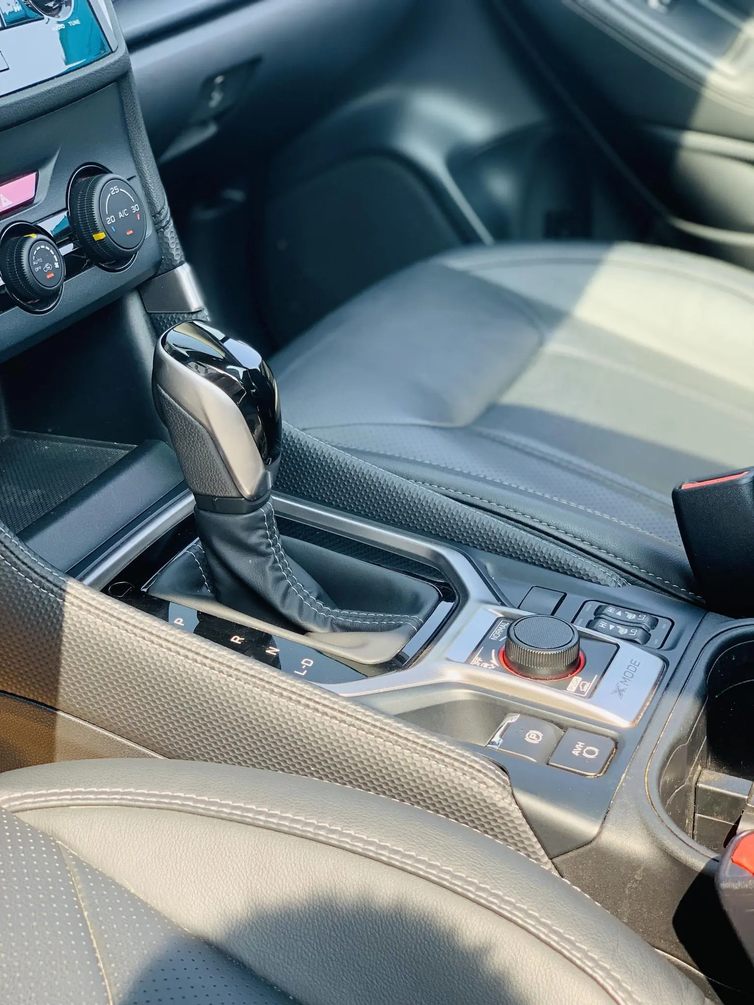 Subaru FORESTER Forester 2019 2.0i Luxury