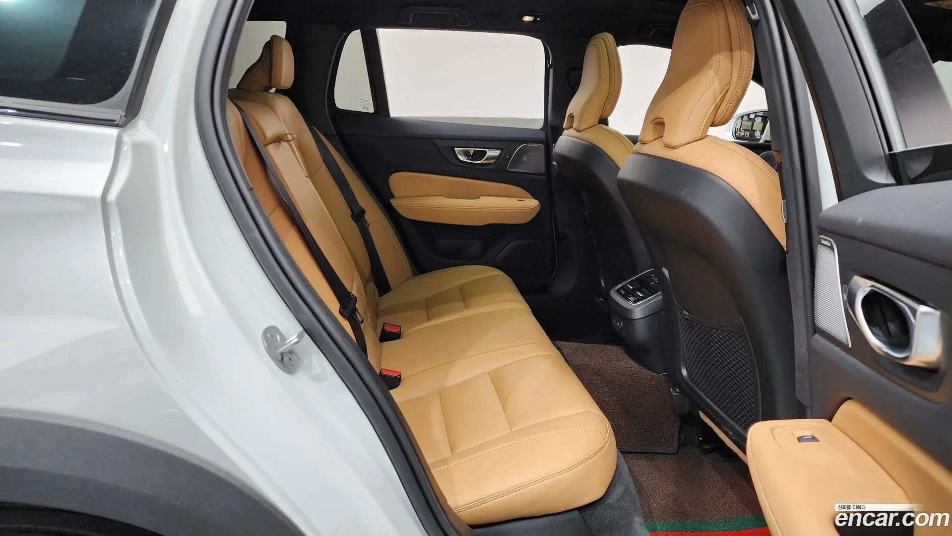 Volvo V60 B5 Ultimate AWD