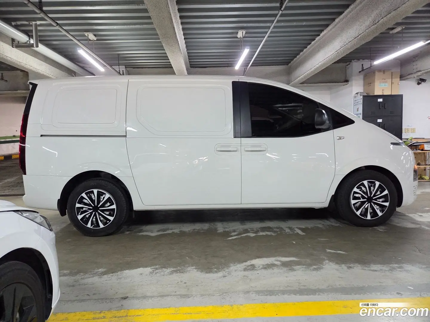 Hyundai Staria Cargo 3-Seater 2022