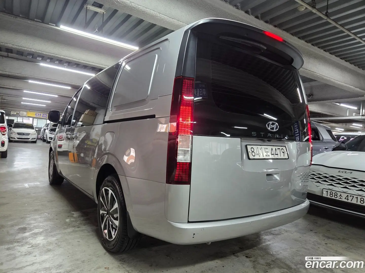 Hyundai Staria Cargo 5-Seater 2022