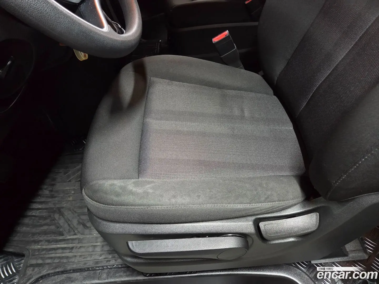 Hyundai Staria Cargo 5-Seater 2022