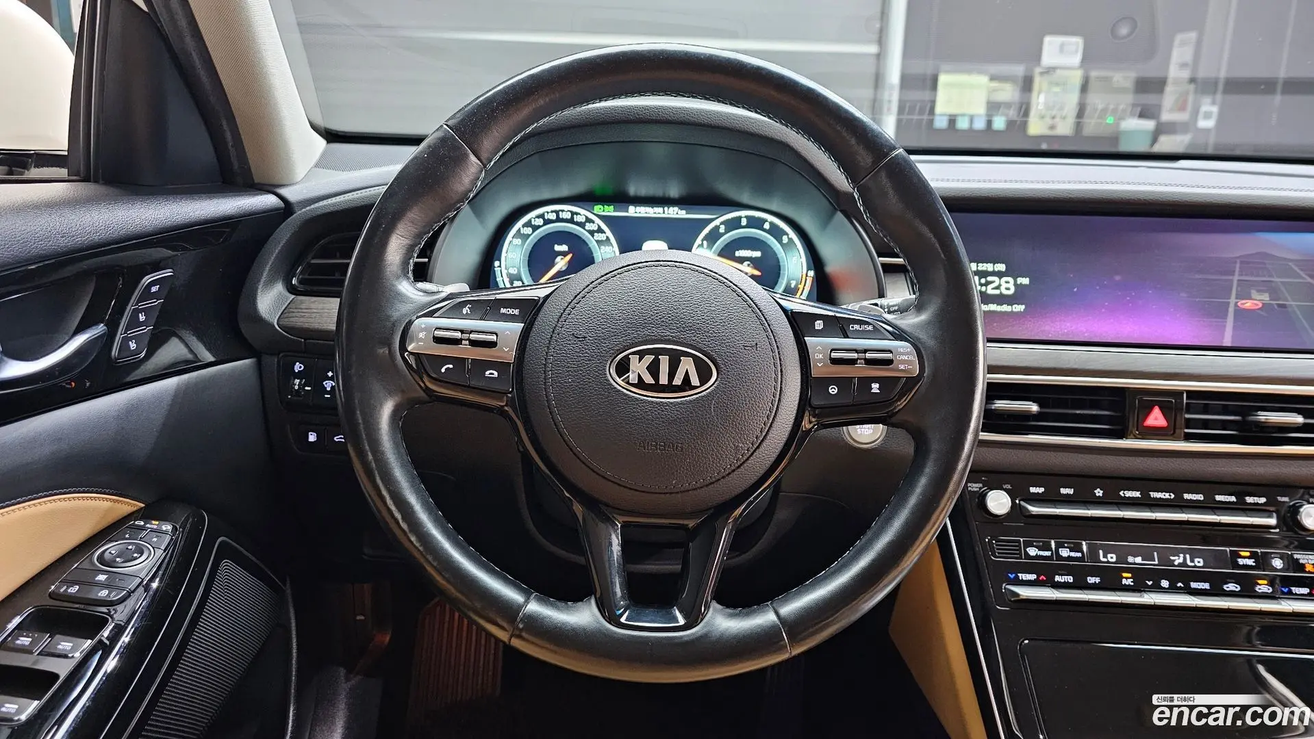 Kia K7 2.5 GDI Noblesse