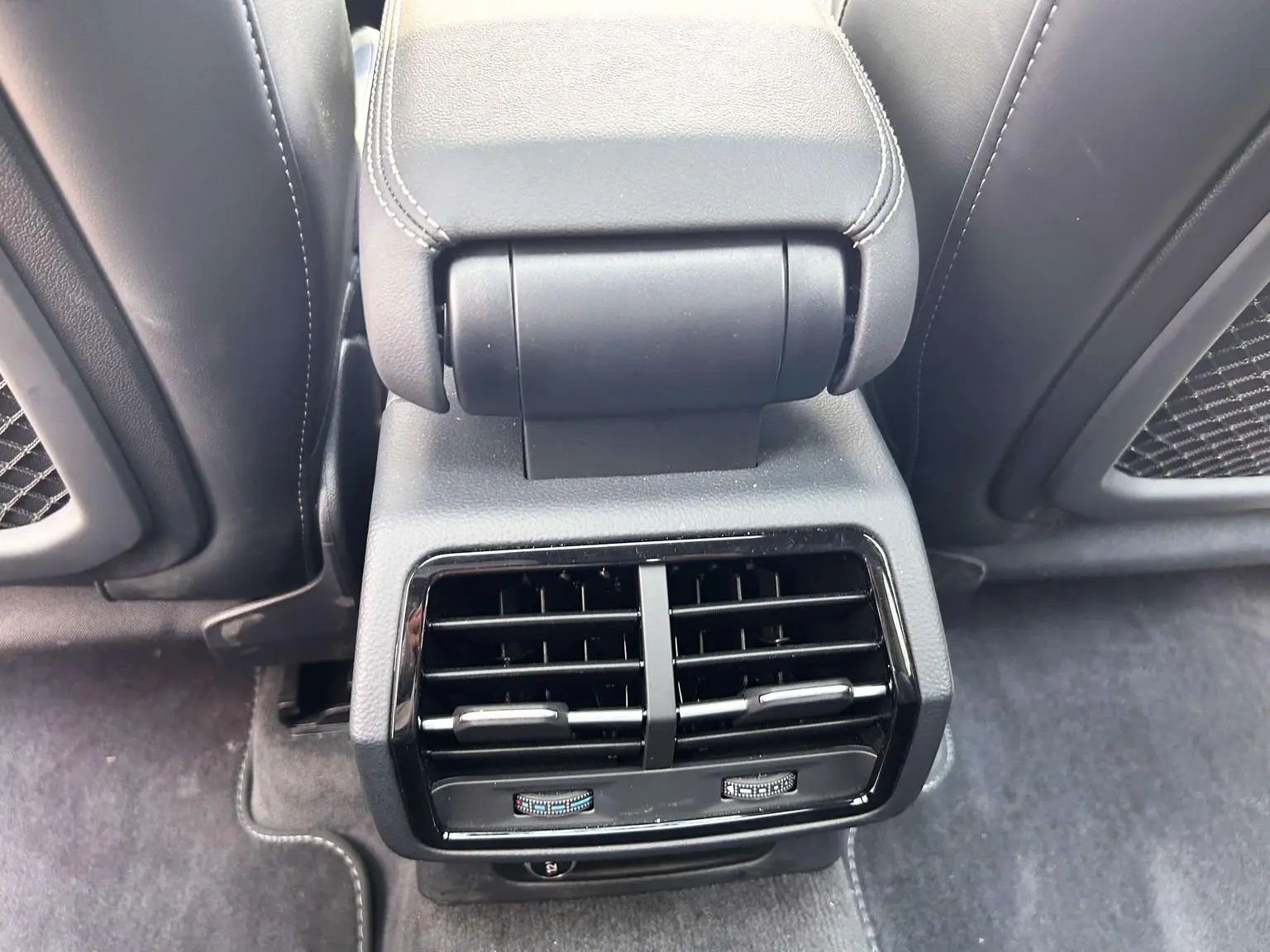 Audi Q3 2024 40 TFSI Dynamic Fashion