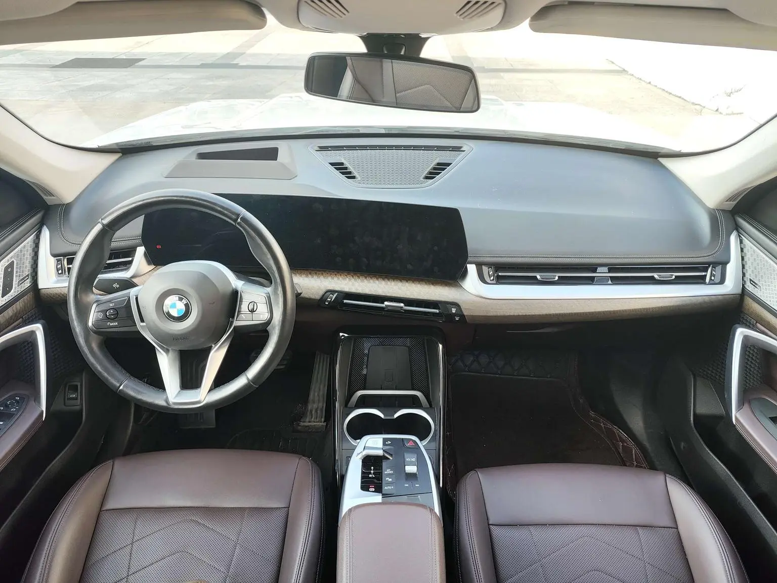BMW X1 2023 xDrive25Li X Design Package