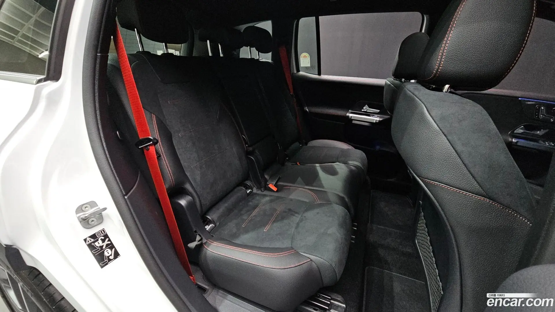 Mercedes-Benz GLB-Class AMG GLB35 4MATIC 2023