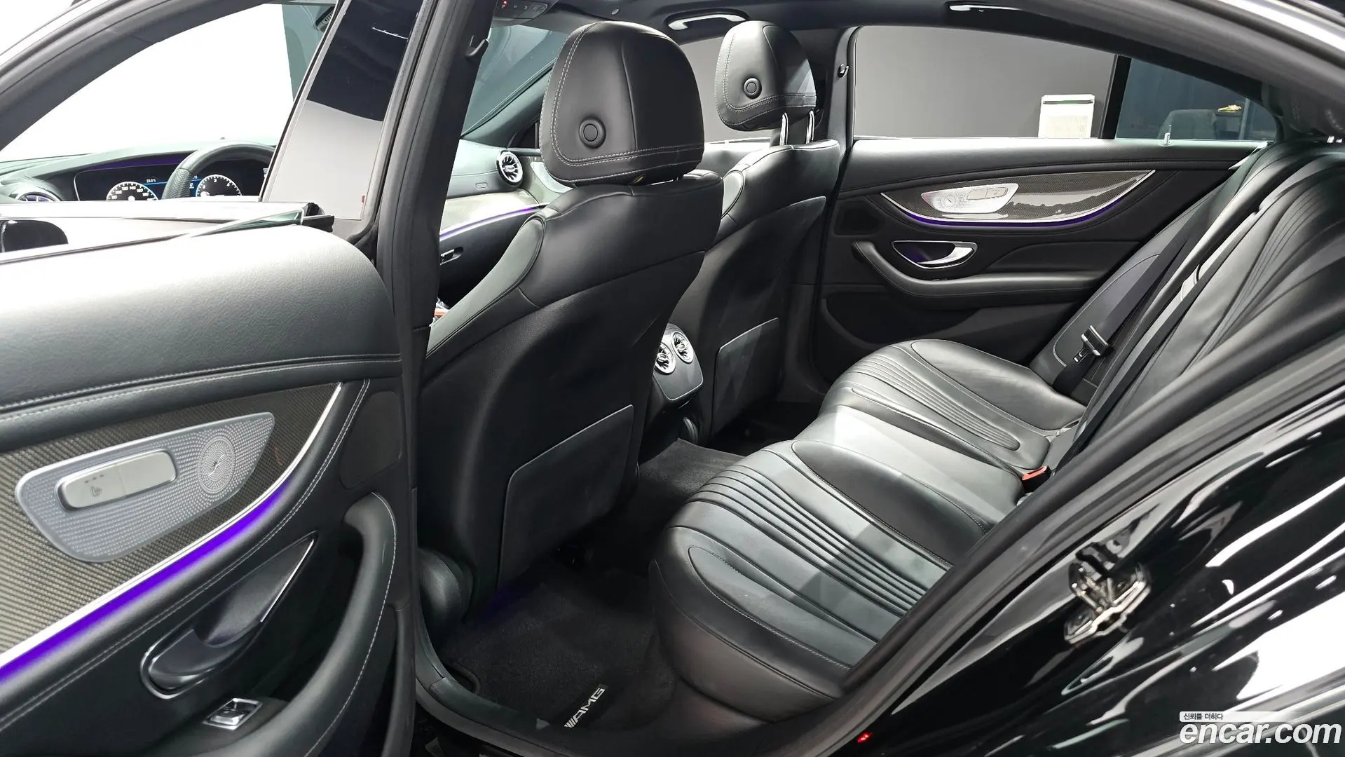 Mercedes-Benz CLS-Class CLS300d AMG Line