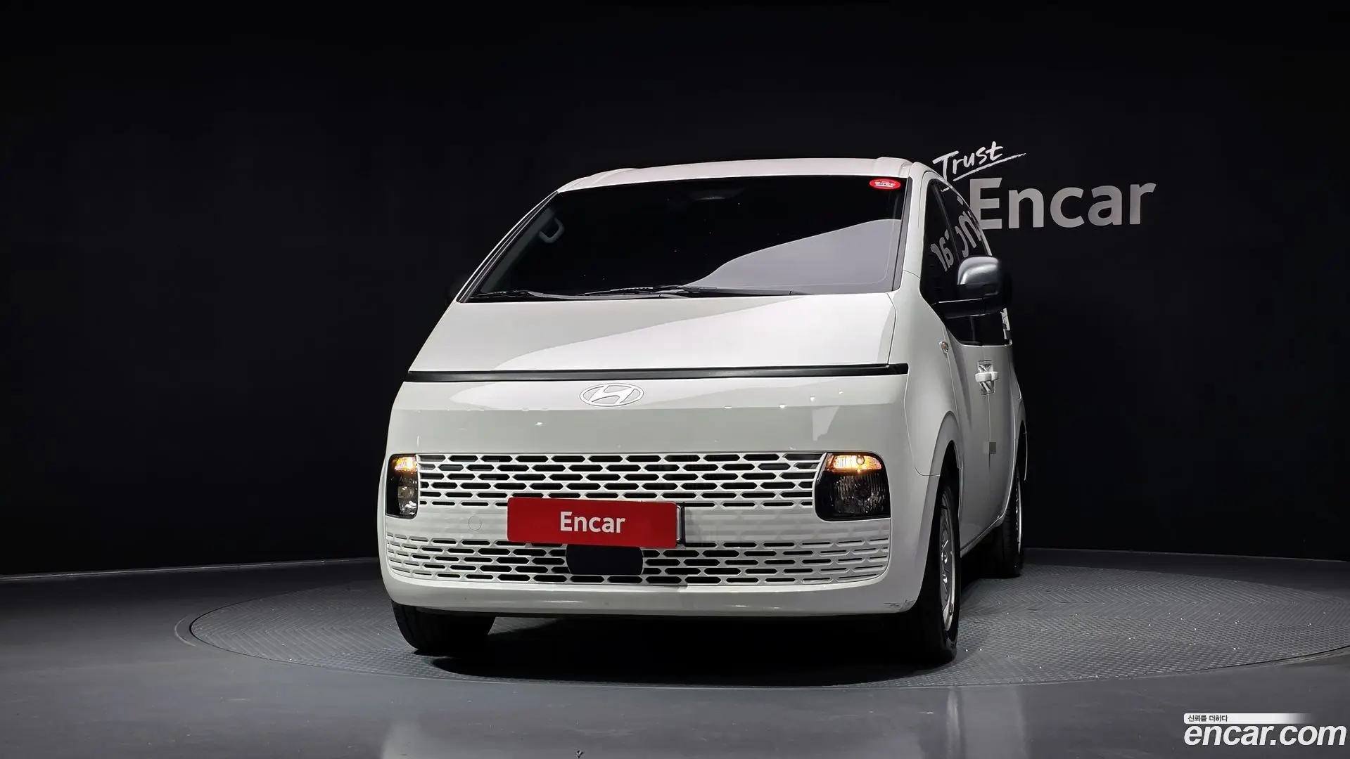 Hyundai Staria Cargo 5-Seater 2022