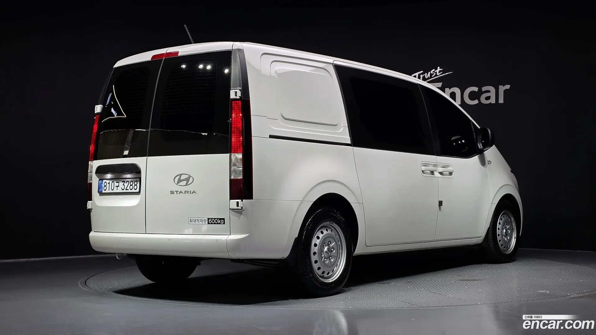 Hyundai Staria Cargo 5-Seater 2022
