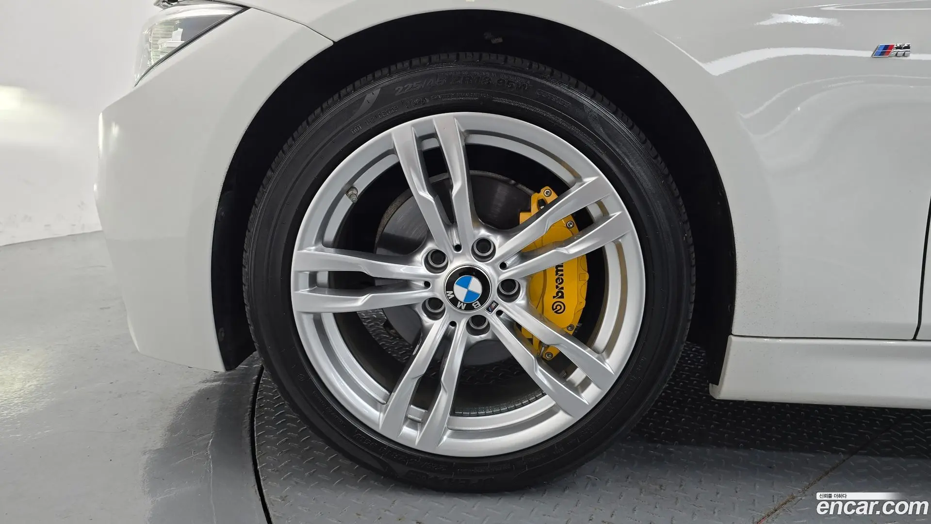 BMW 3-Series 320d M Sport Shadow 2015
