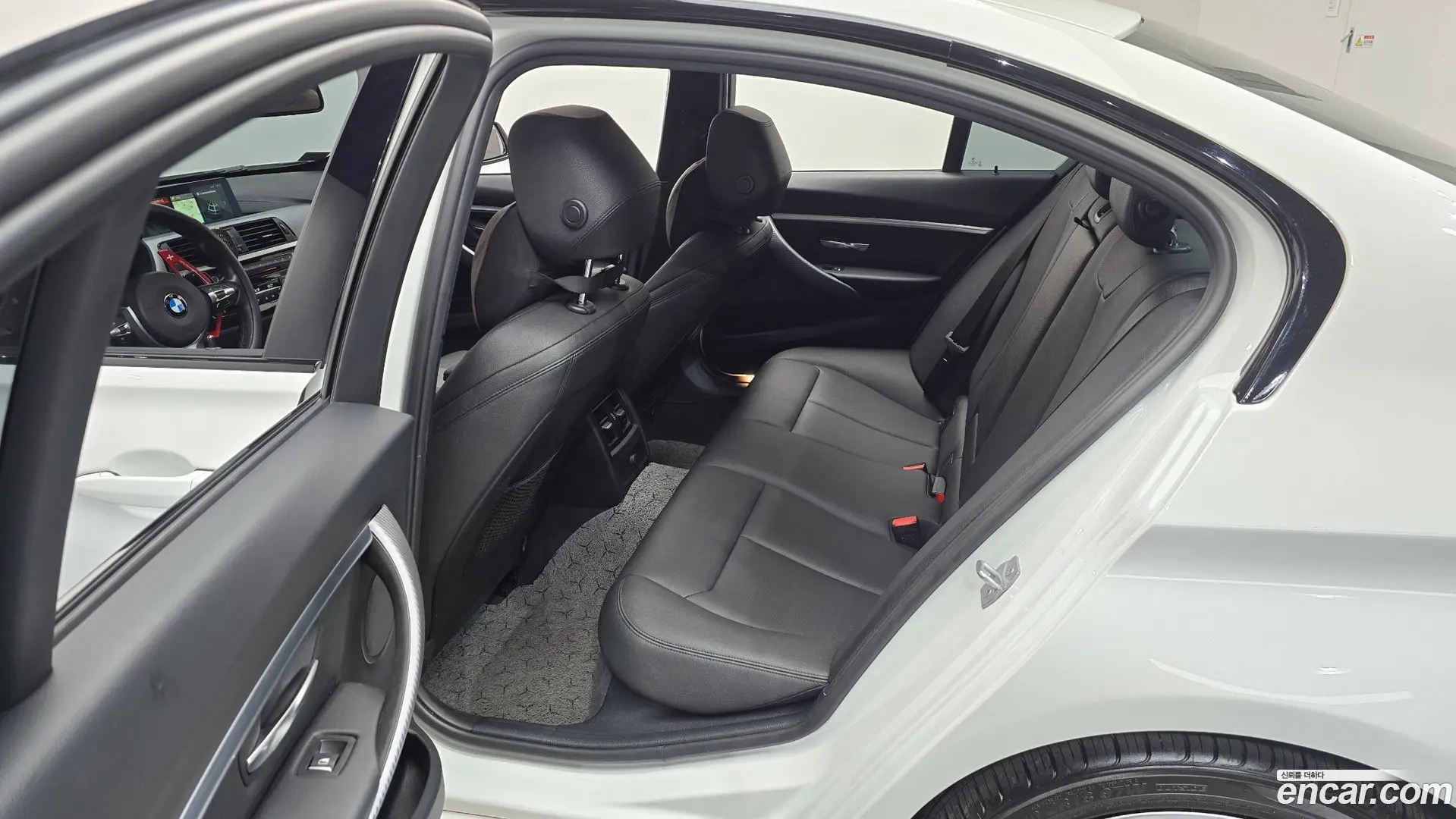 BMW 3-Series 320d M Sport Shadow 2015