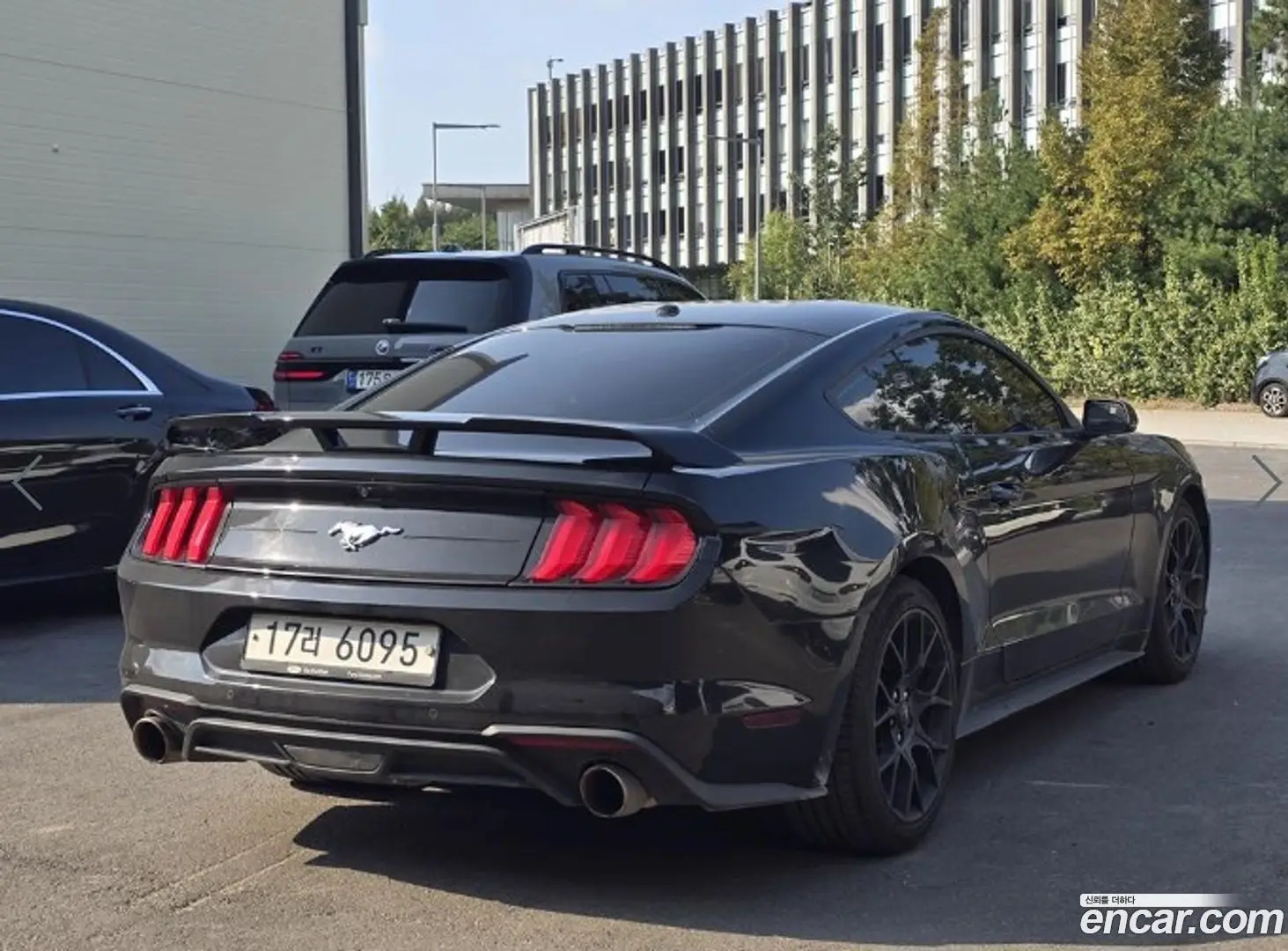 Ford Mustang Coupe