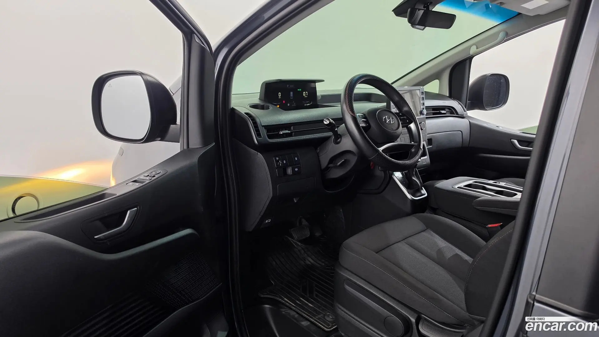 Hyundai Staria Cargo 3-Seater 2022