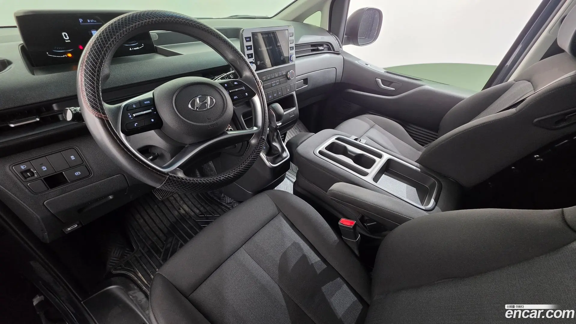 Hyundai Staria Cargo 3-Seater 2022