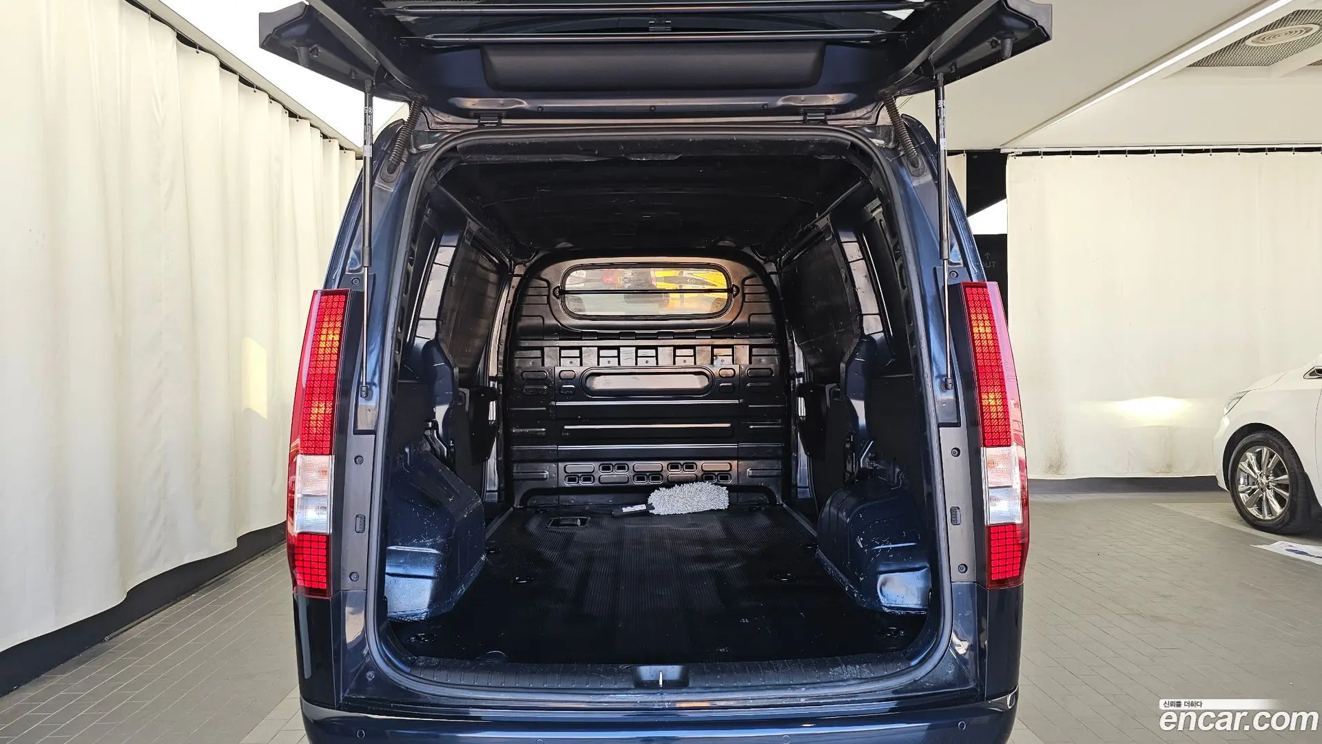 Hyundai Staria Cargo 3-Seater 2022
