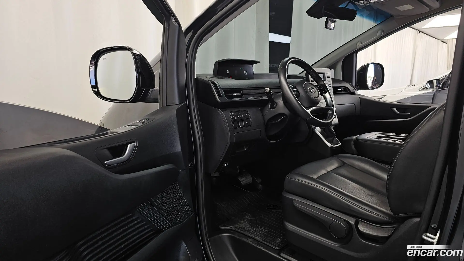 Hyundai Staria Cargo 3-Seater 2022