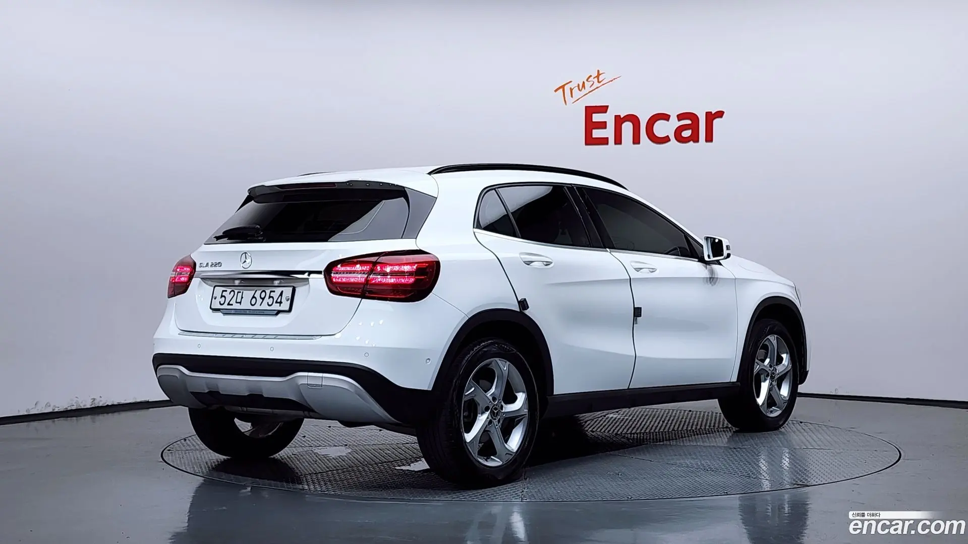 Mercedes-Benz GLA-Class GLA220 2017