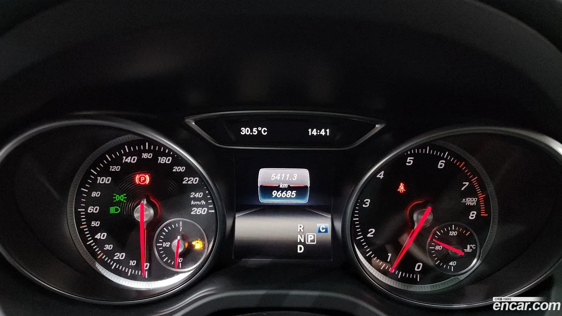 Mercedes-Benz GLA-Class GLA220 2017
