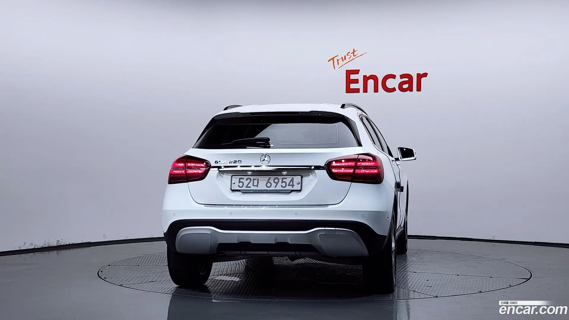 Mercedes-Benz GLA-Class GLA220 2017