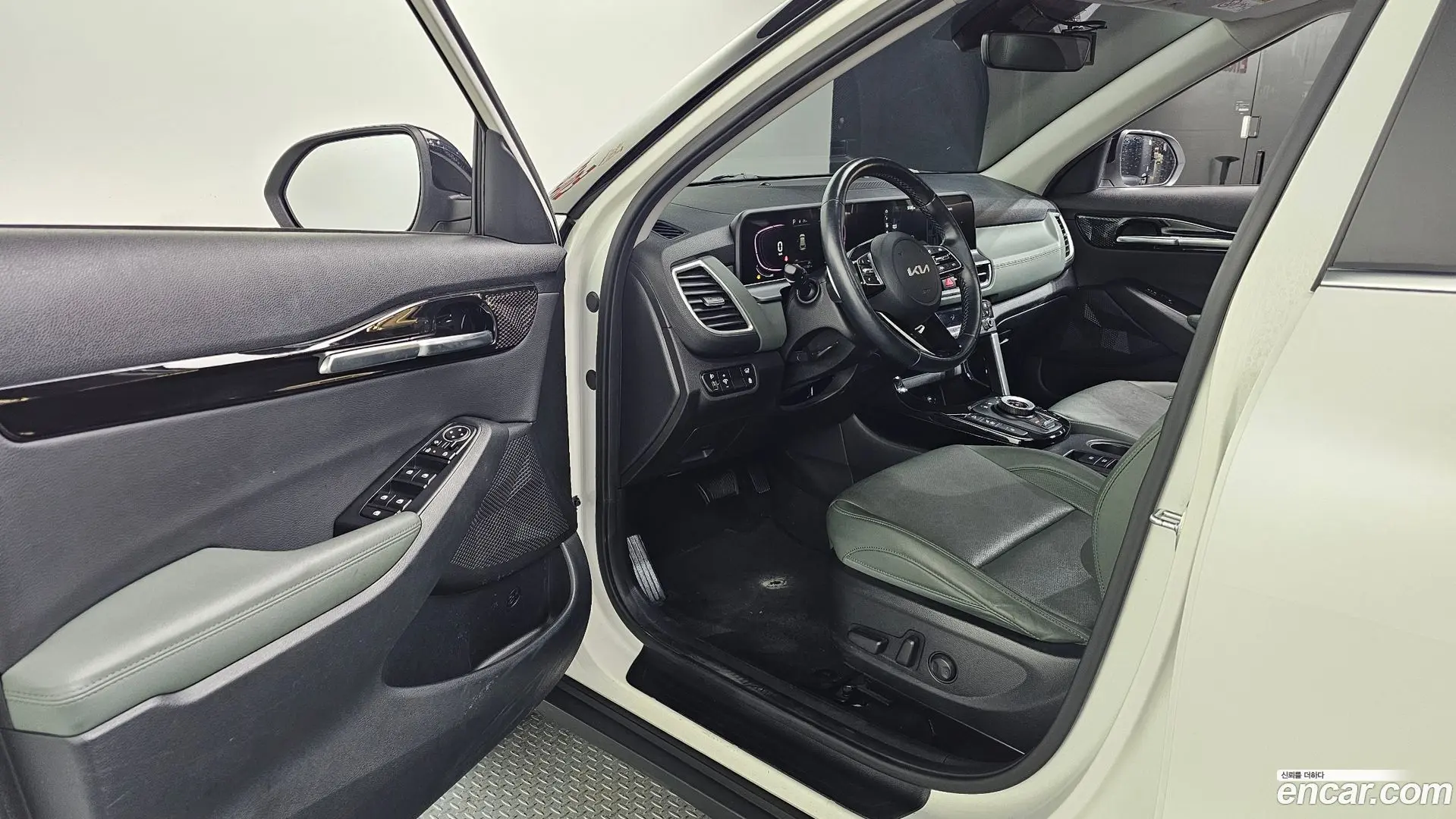 Kia Seltos Gasoline 2.0 2WD