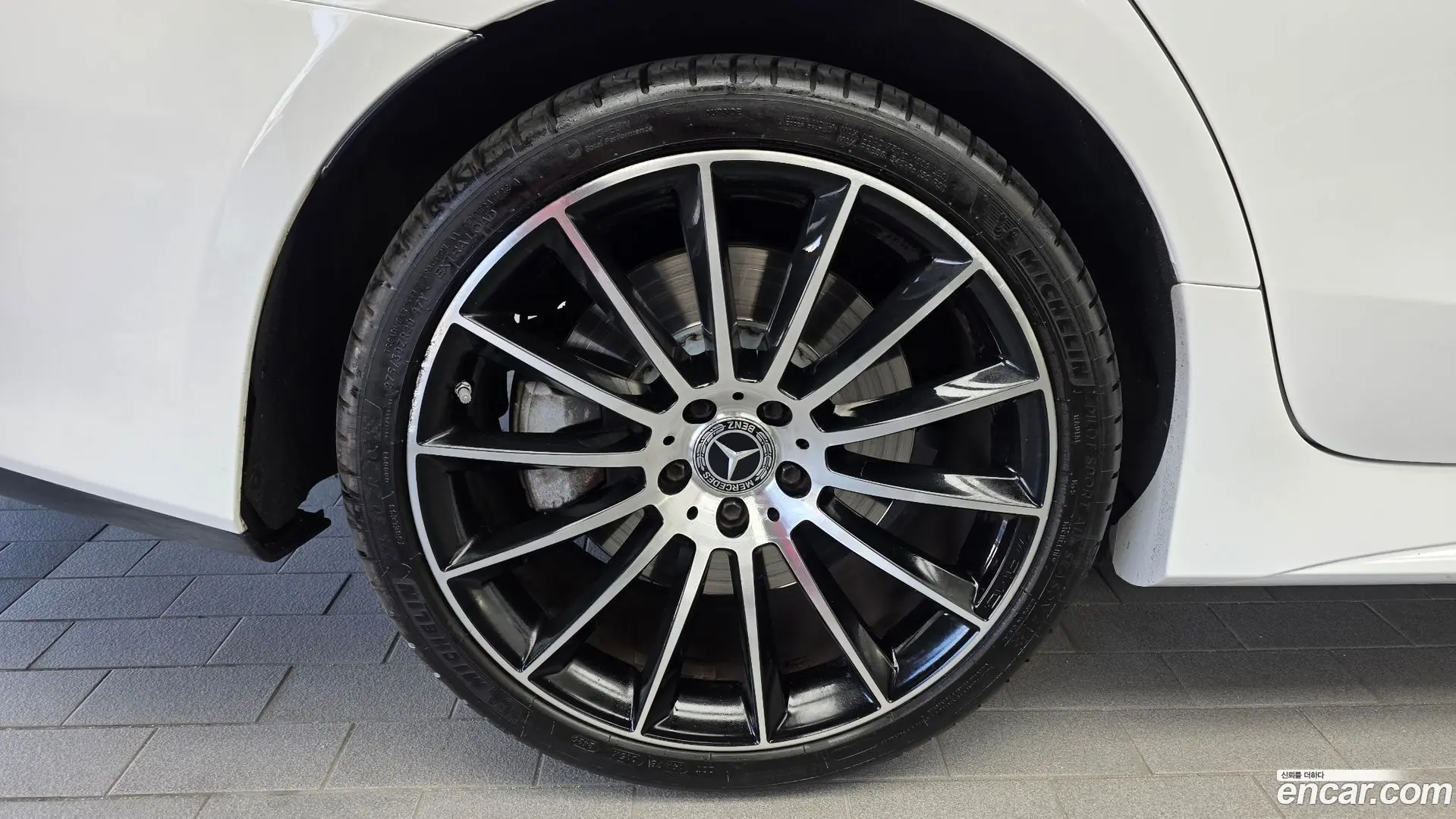 Mercedes-Benz CLS-Class CLS450 4MATIC AMG Line