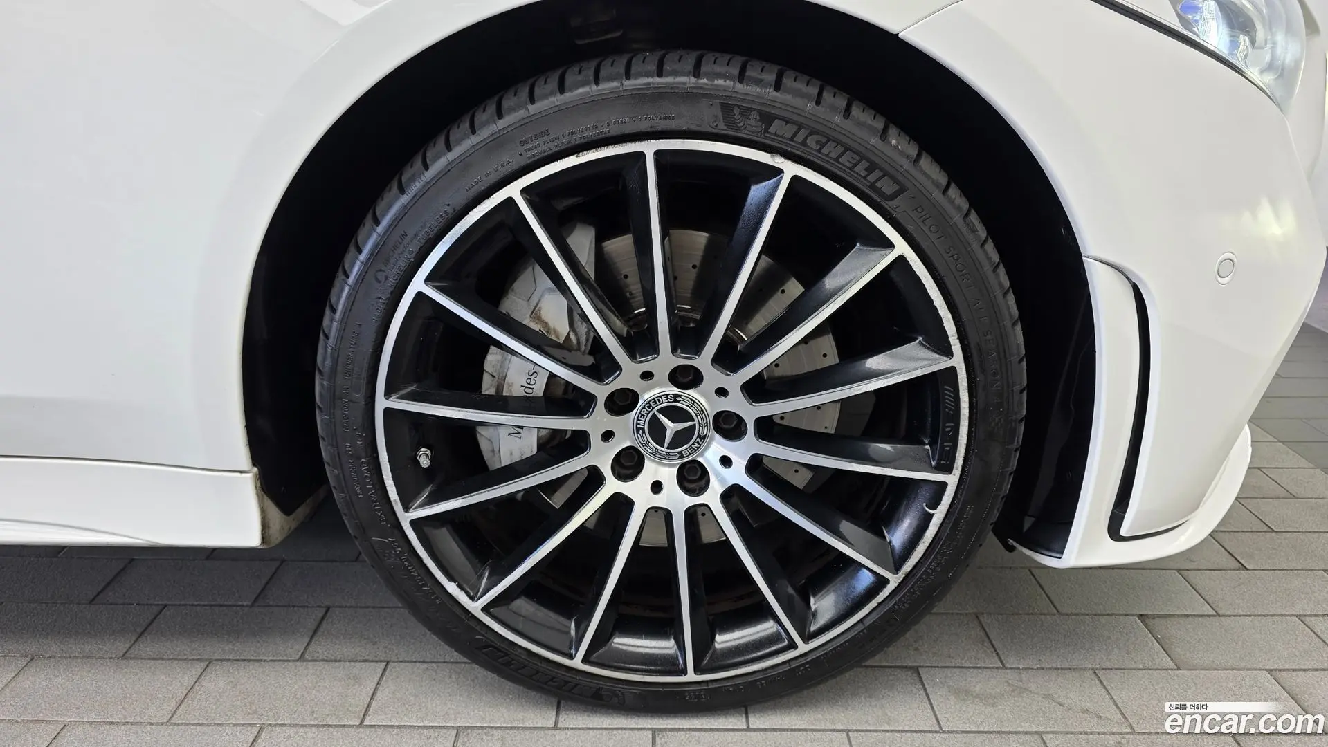 Mercedes-Benz CLS-Class CLS450 4MATIC AMG Line
