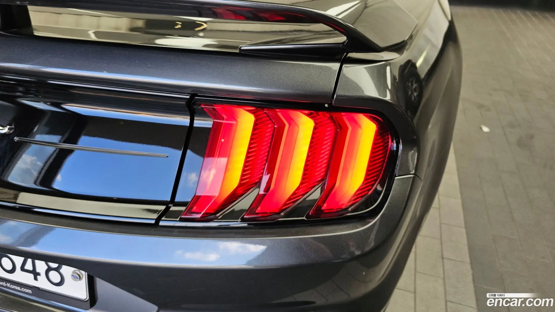 Ford Mustang Coupe