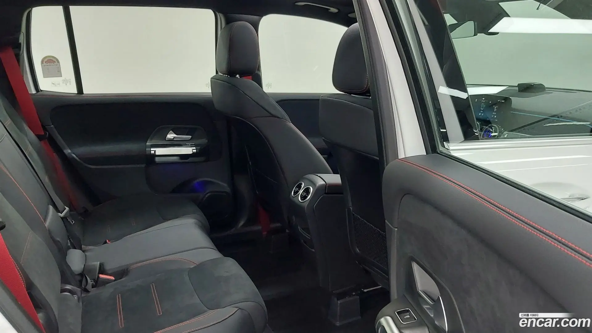 Mercedes-Benz GLB-Class AMG GLB35 4MATIC 2023