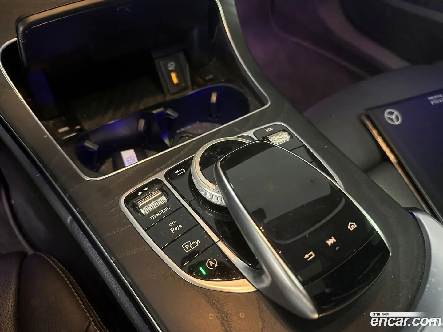 Mercedes-Benz C-Class C200 AMG Line