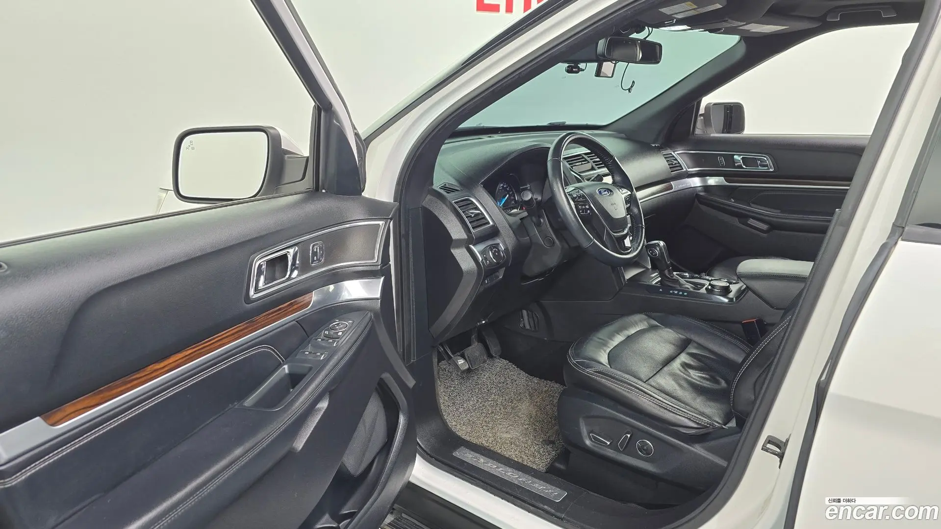 Ford Explorer 2.3 Limited 4WD