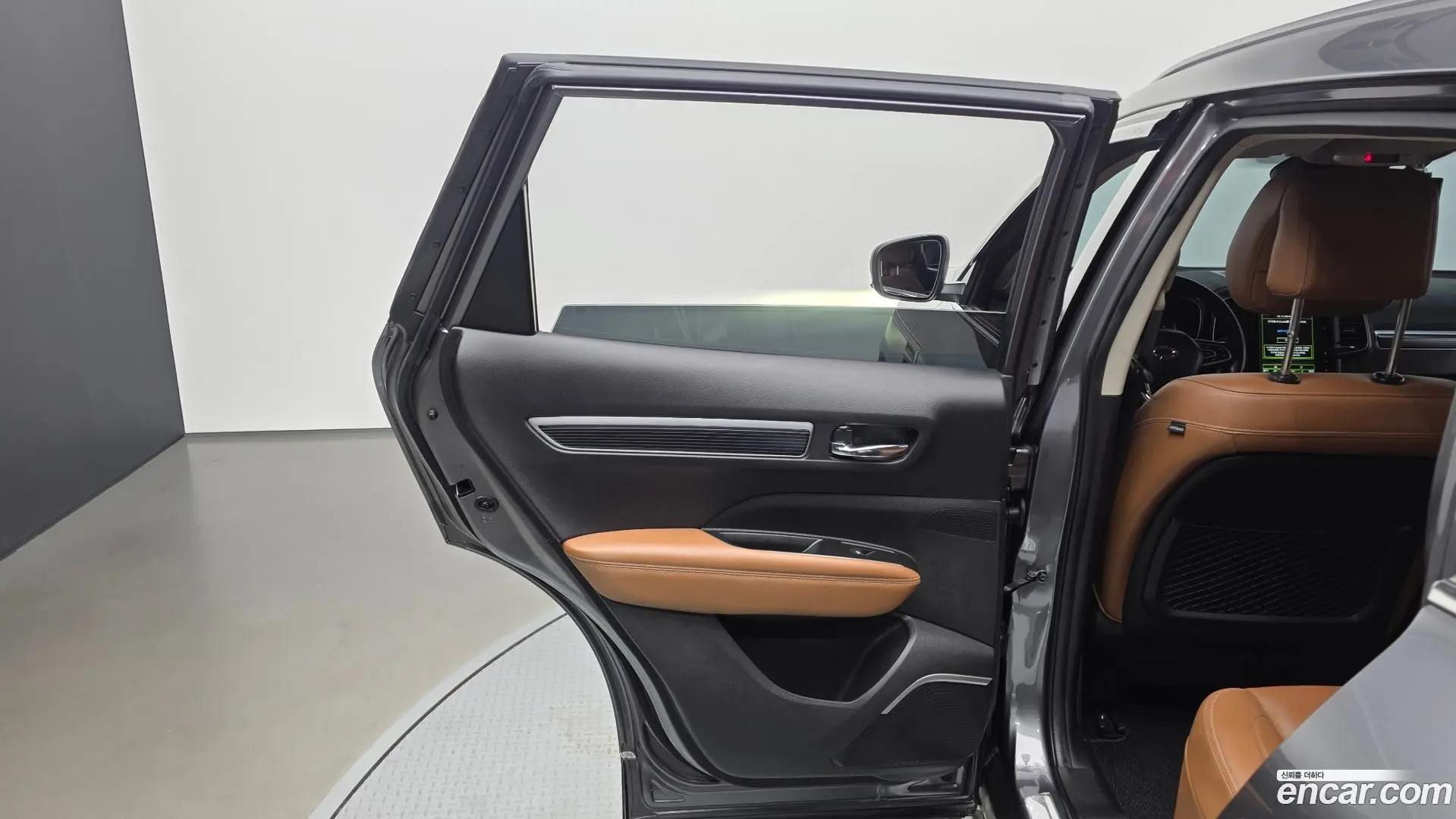 Renault Korea QM6 2.0 LPe RE Signature 2WD