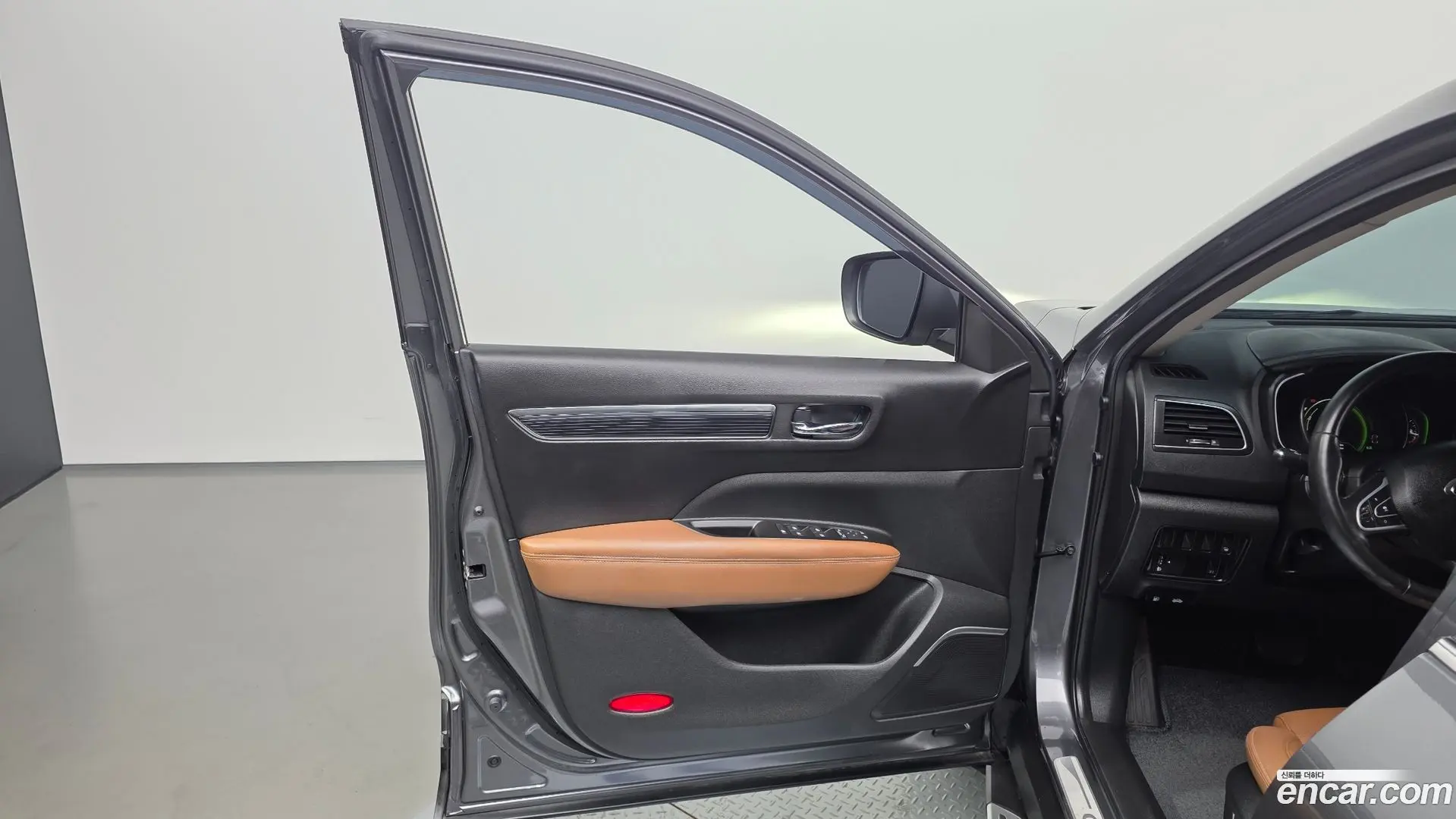Renault Korea QM6 2.0 LPe RE Signature 2WD