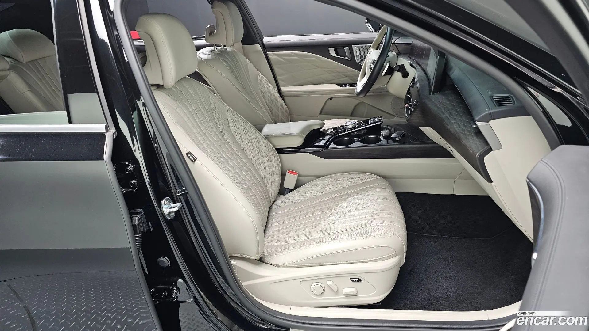 Kia K8 2.5 Gasoline 2WD 2021
