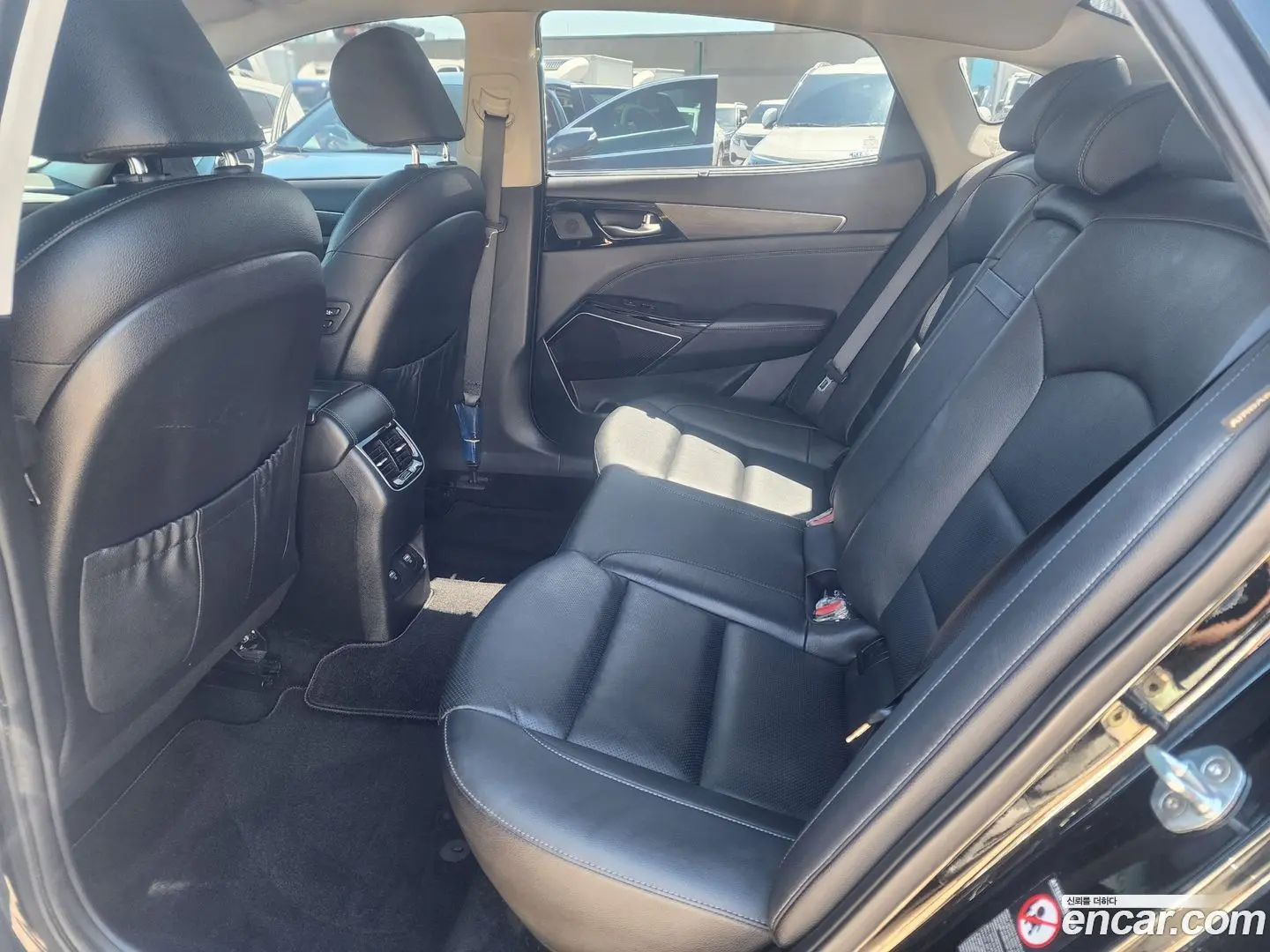 Kia K7 2.5 GDI Noblesse