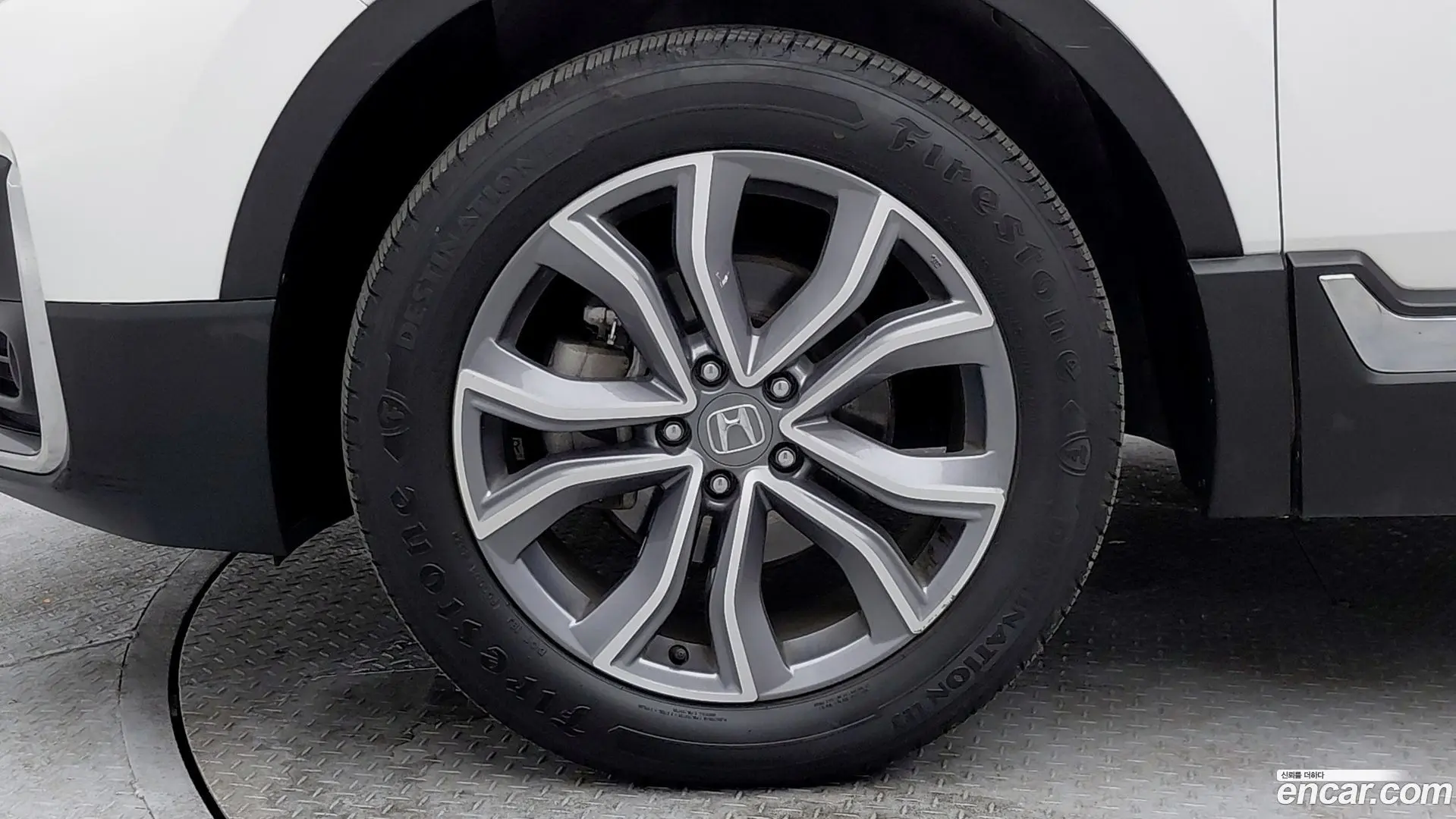 Honda CR-V 1.5 Touring 4WD