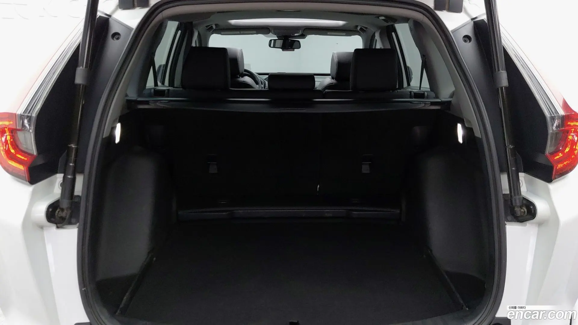 Honda CR-V 1.5 Touring 4WD