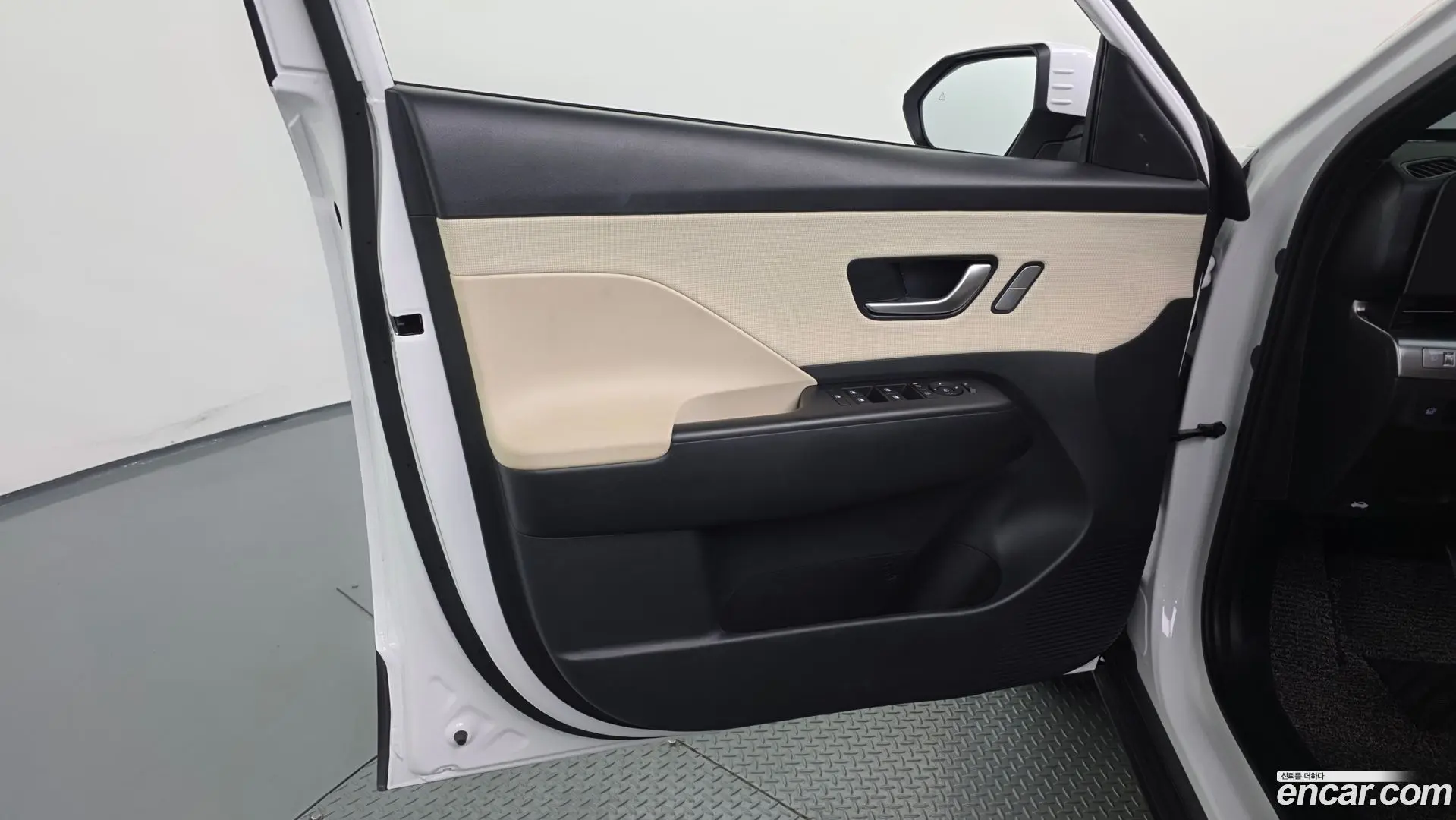 Hyundai Kona Gasoline 1.6 Turbo 4WD 2023