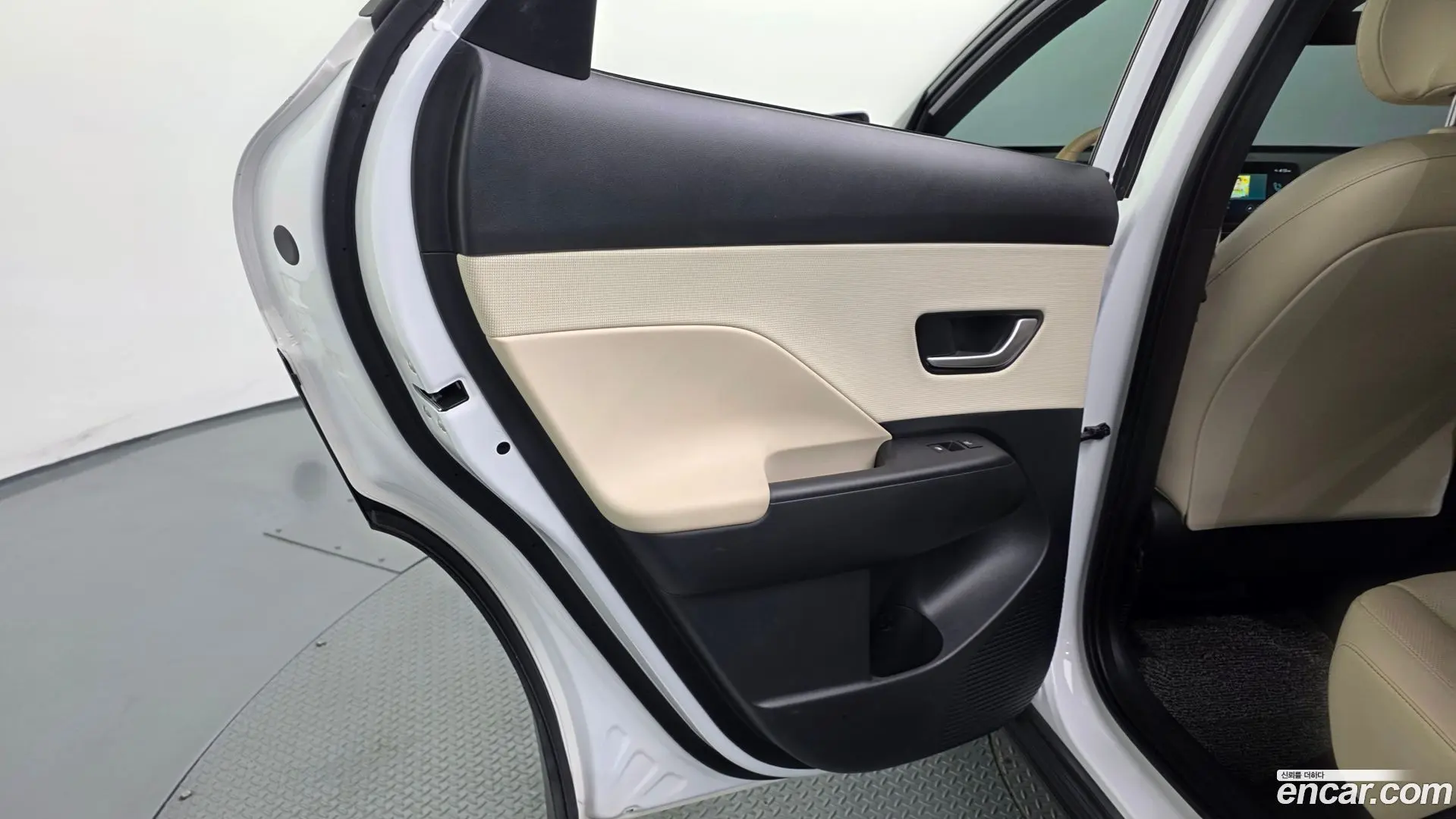Hyundai Kona Gasoline 1.6 Turbo 4WD 2023