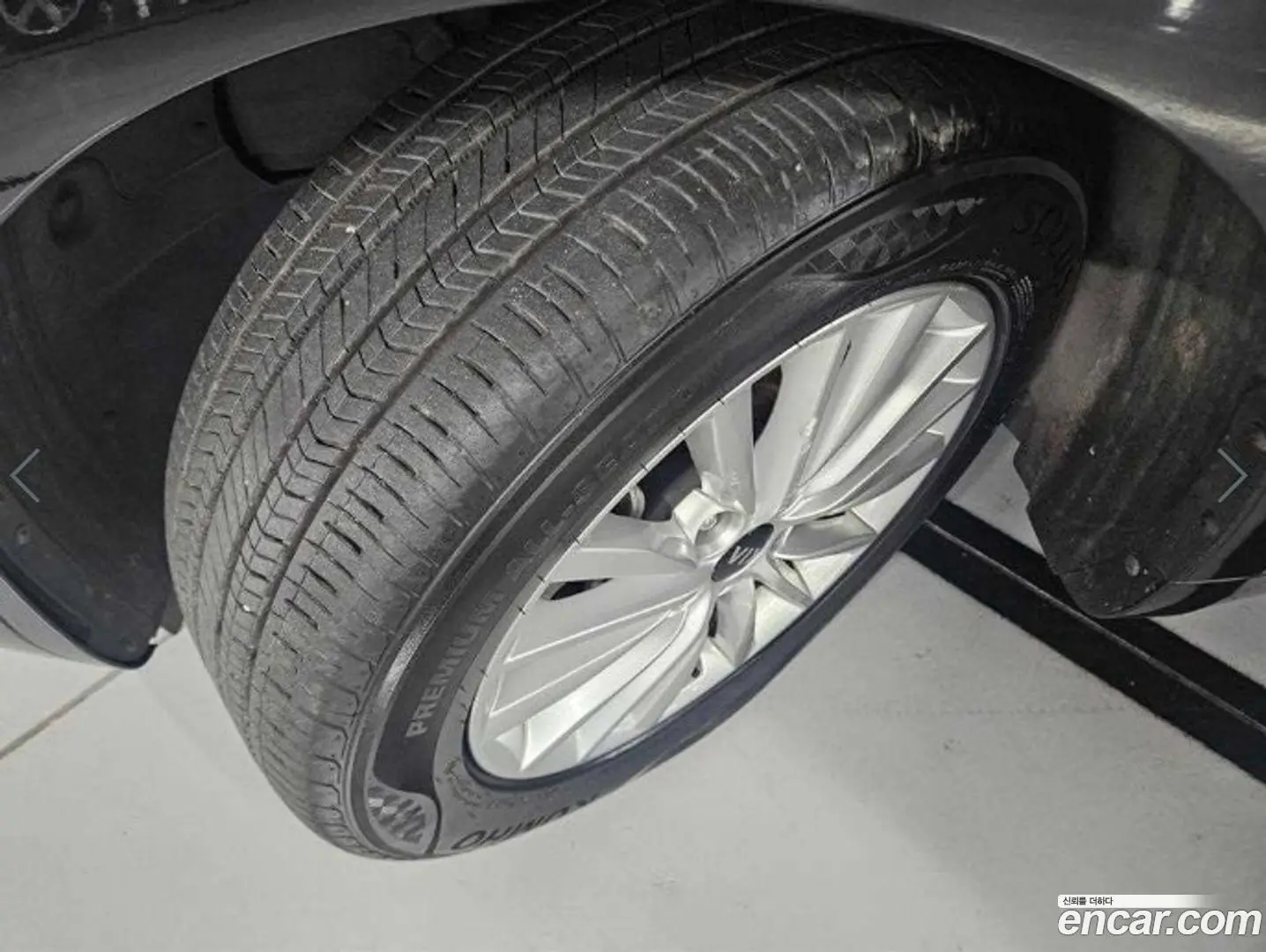 Kia K7 3.0 LPI Trendy(Rented Car)