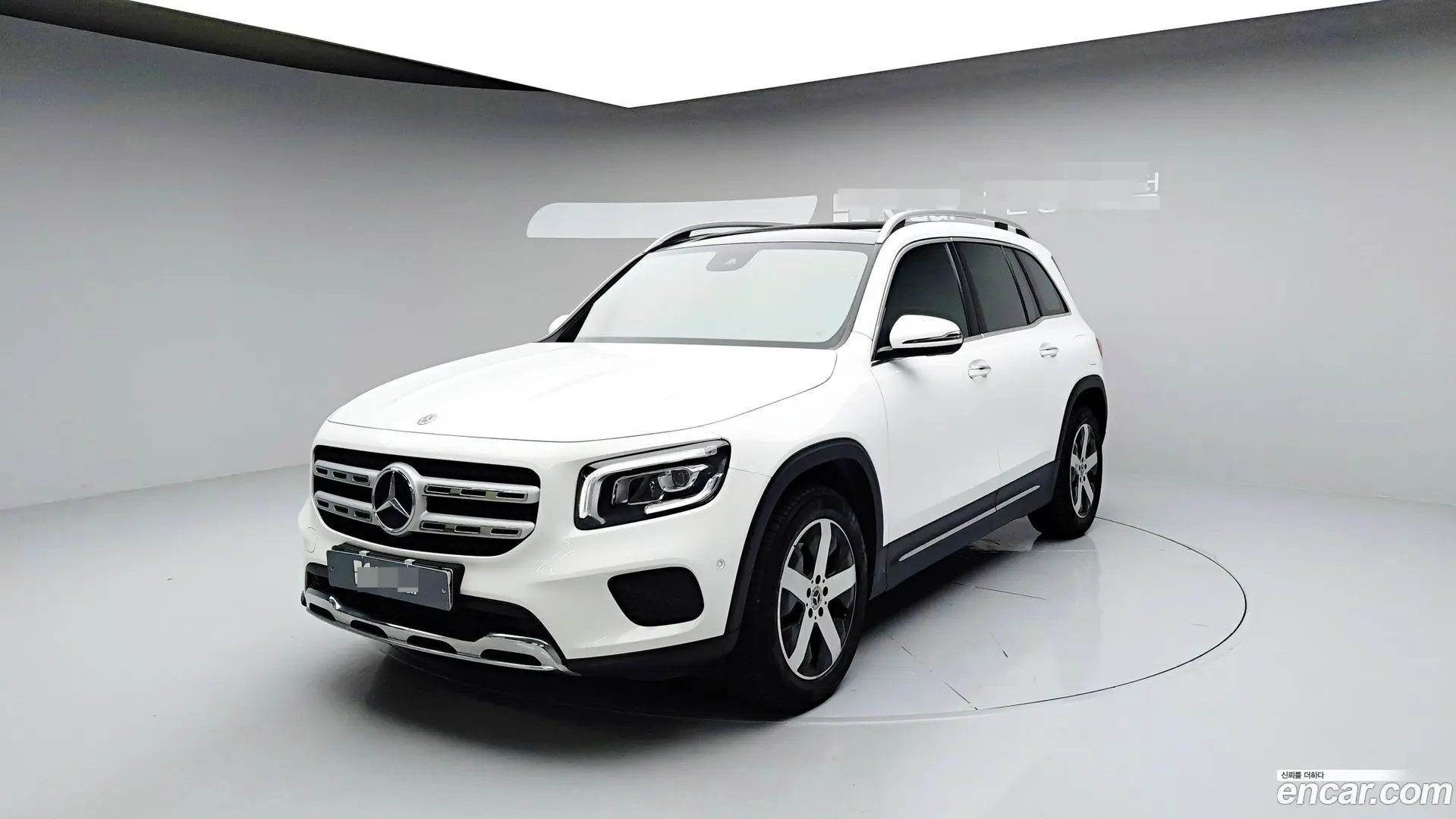 Mercedes-Benz GLB-Class GLB220 2019