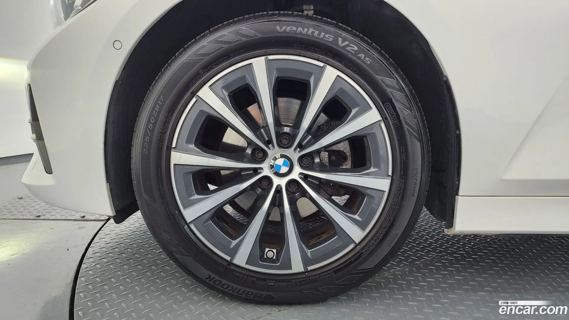 BMW 3-Series 320i 2018