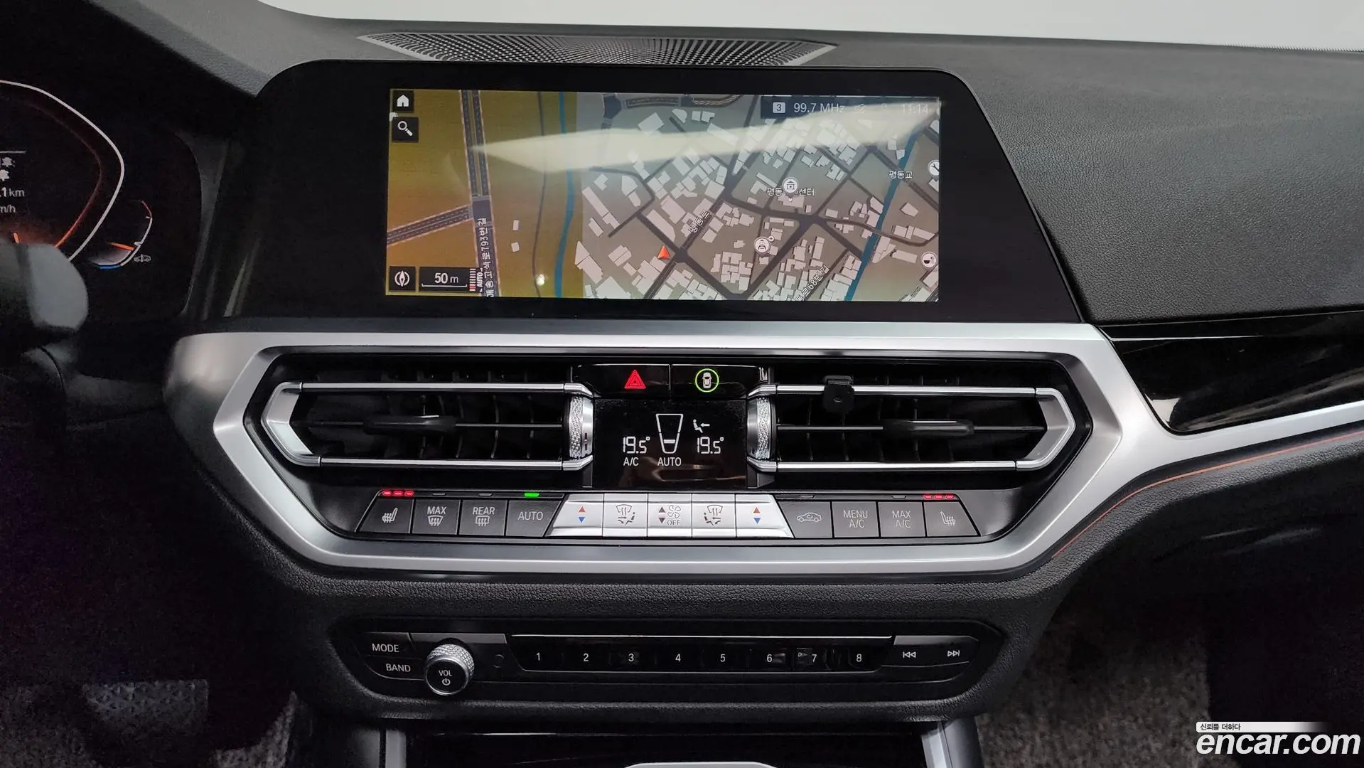 BMW 3-Series 320i 2018