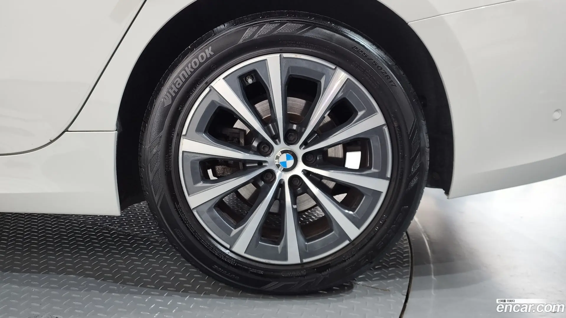 BMW 3-Series 320i 2018
