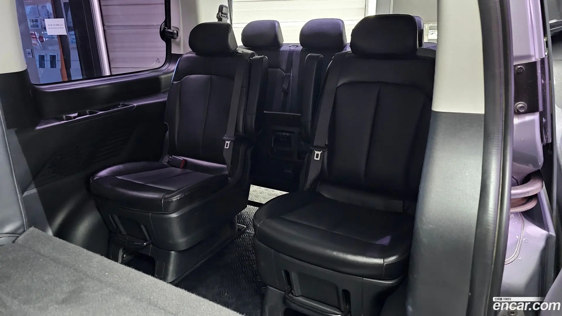 Hyundai Staria 4WD Tourer 11-Seater 2021